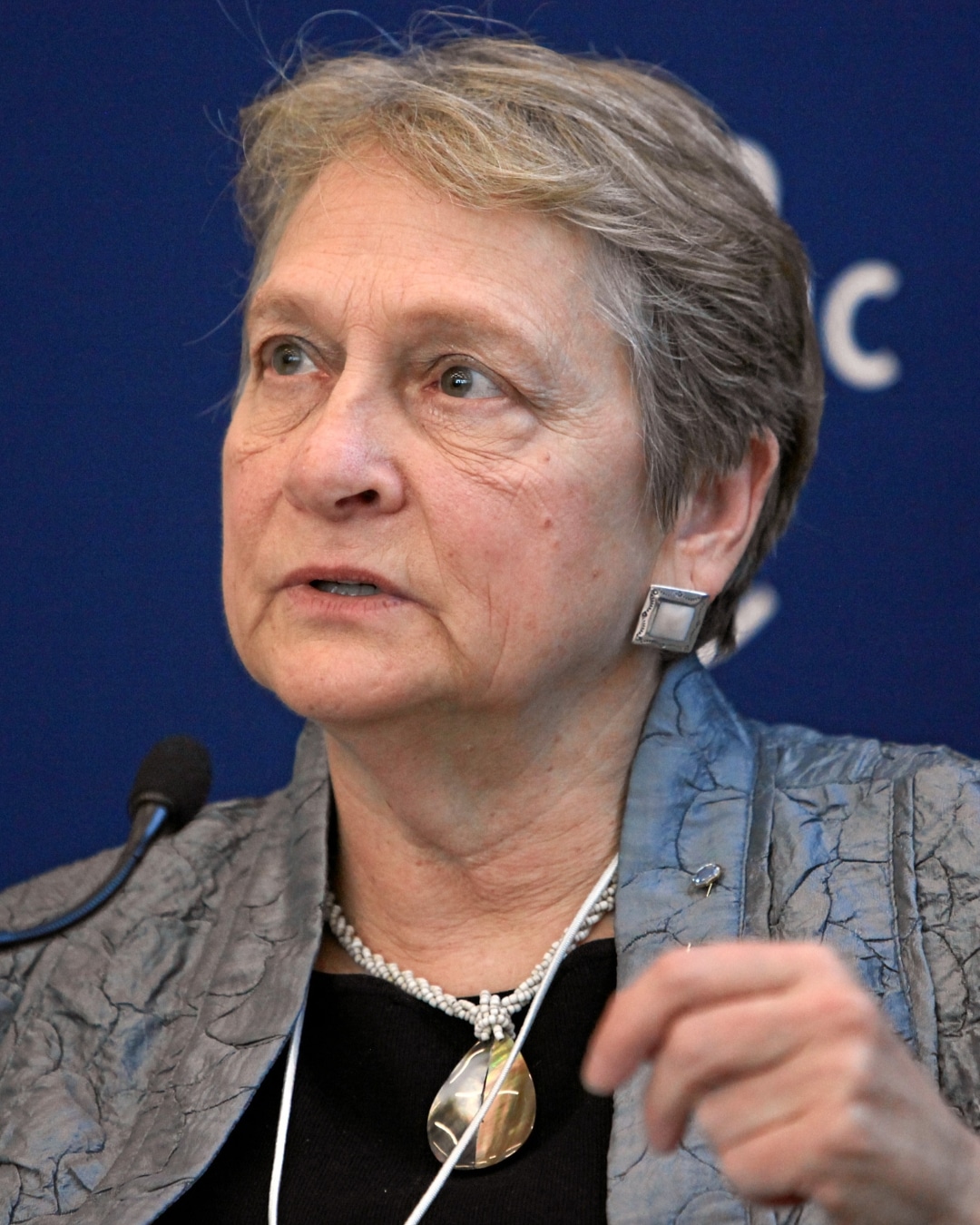 Laura Liswood